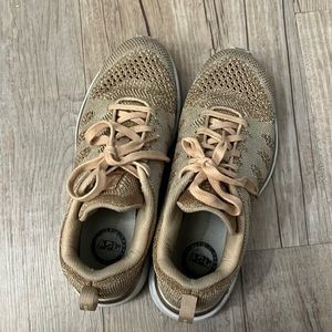APL Techloom Pro Shoes rose gold